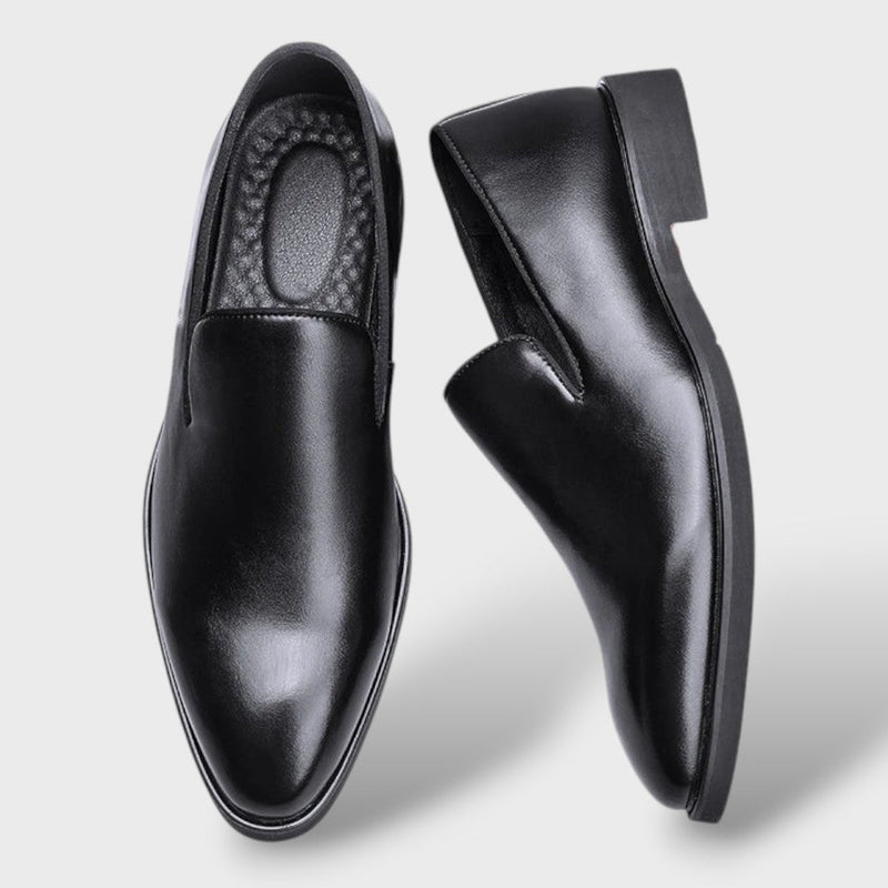Arturo | Mocasines Negros de Cuero Hombre Puntera Afilada