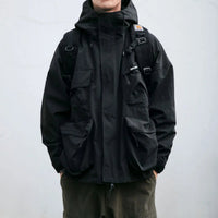 Darío | Chubasquero Hombre Impermeable con Capucha Múltiples Bolsillos